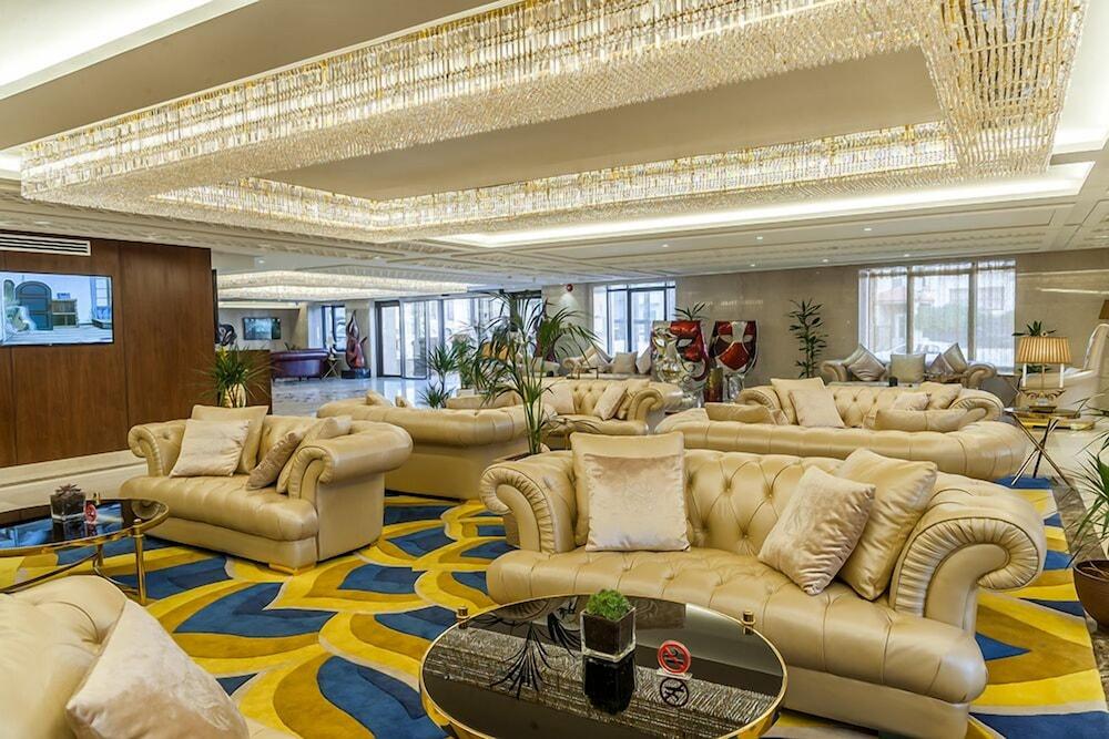 Hotel Harir Palace 4*